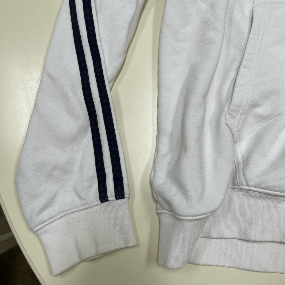 Adidas Pullover - Picture 3 of 5